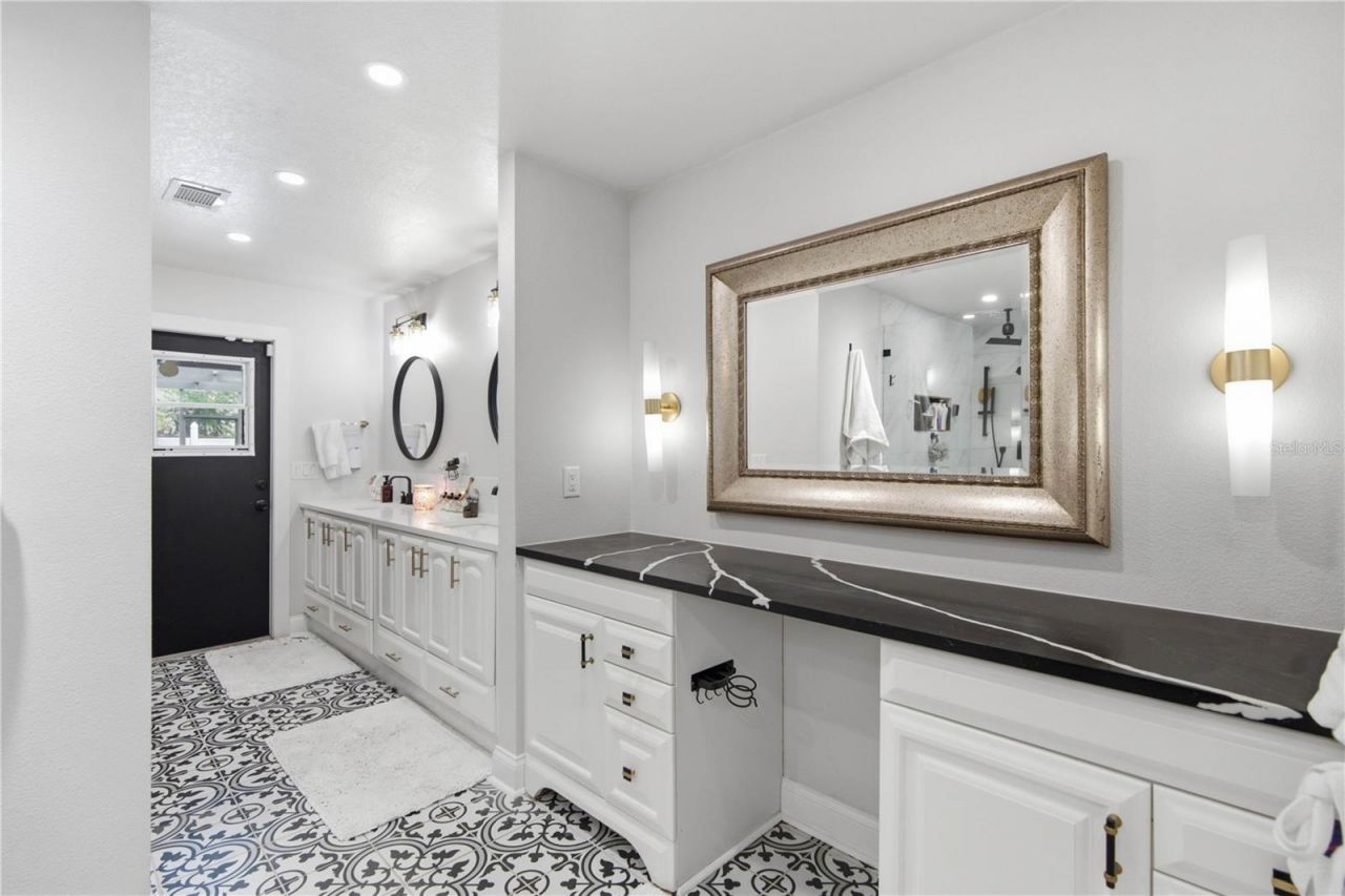 2860 Briarwood Lane, Palm Harbor, FL 34683 Photo