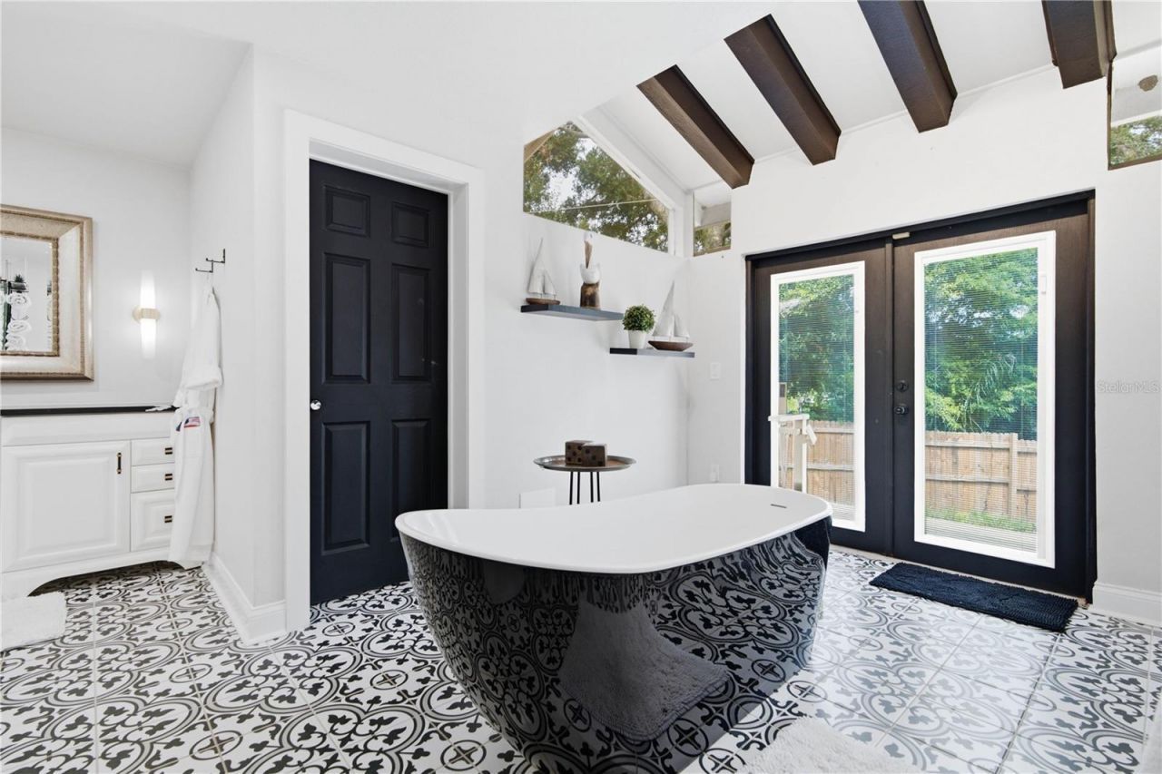 2860 Briarwood Lane, Palm Harbor, FL 34683 Photo