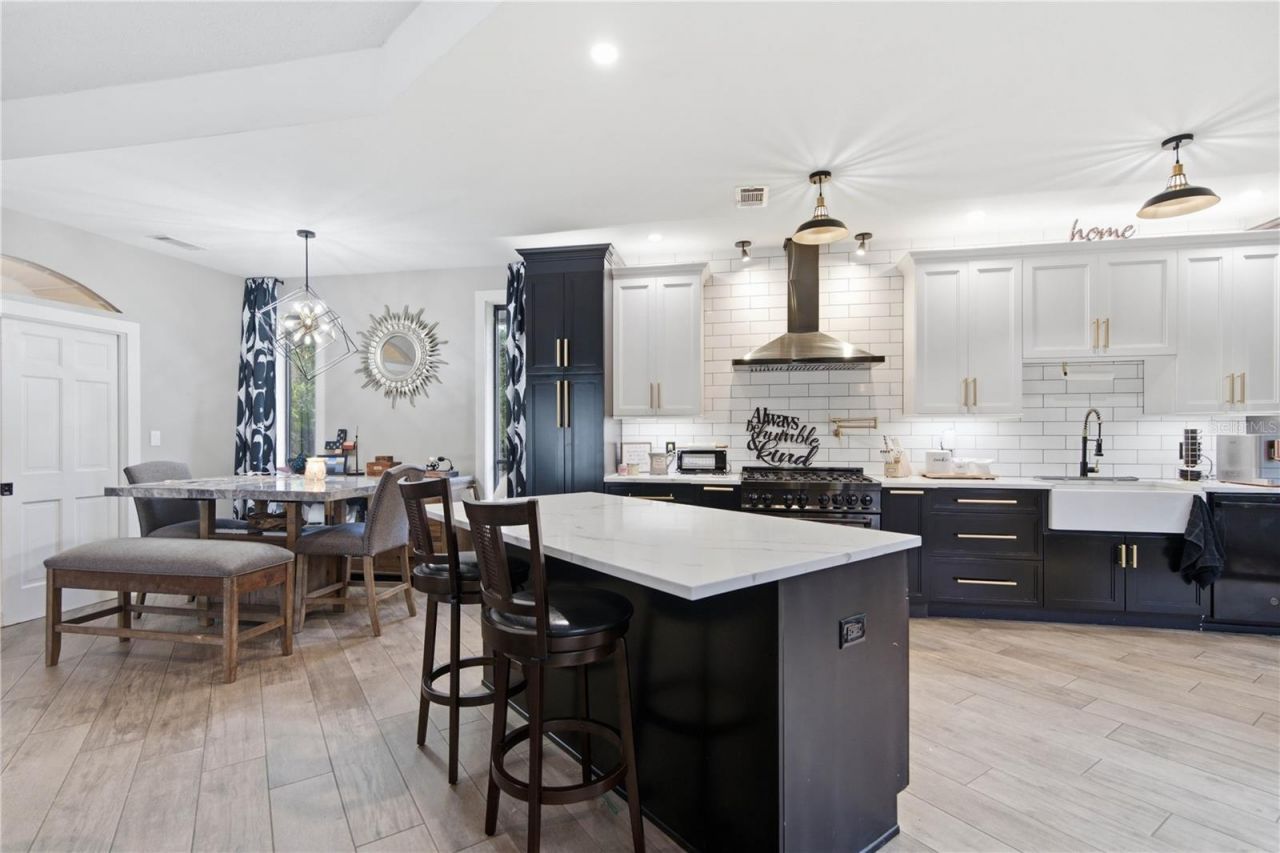 2860 Briarwood Lane, Palm Harbor, FL 34683 Photo