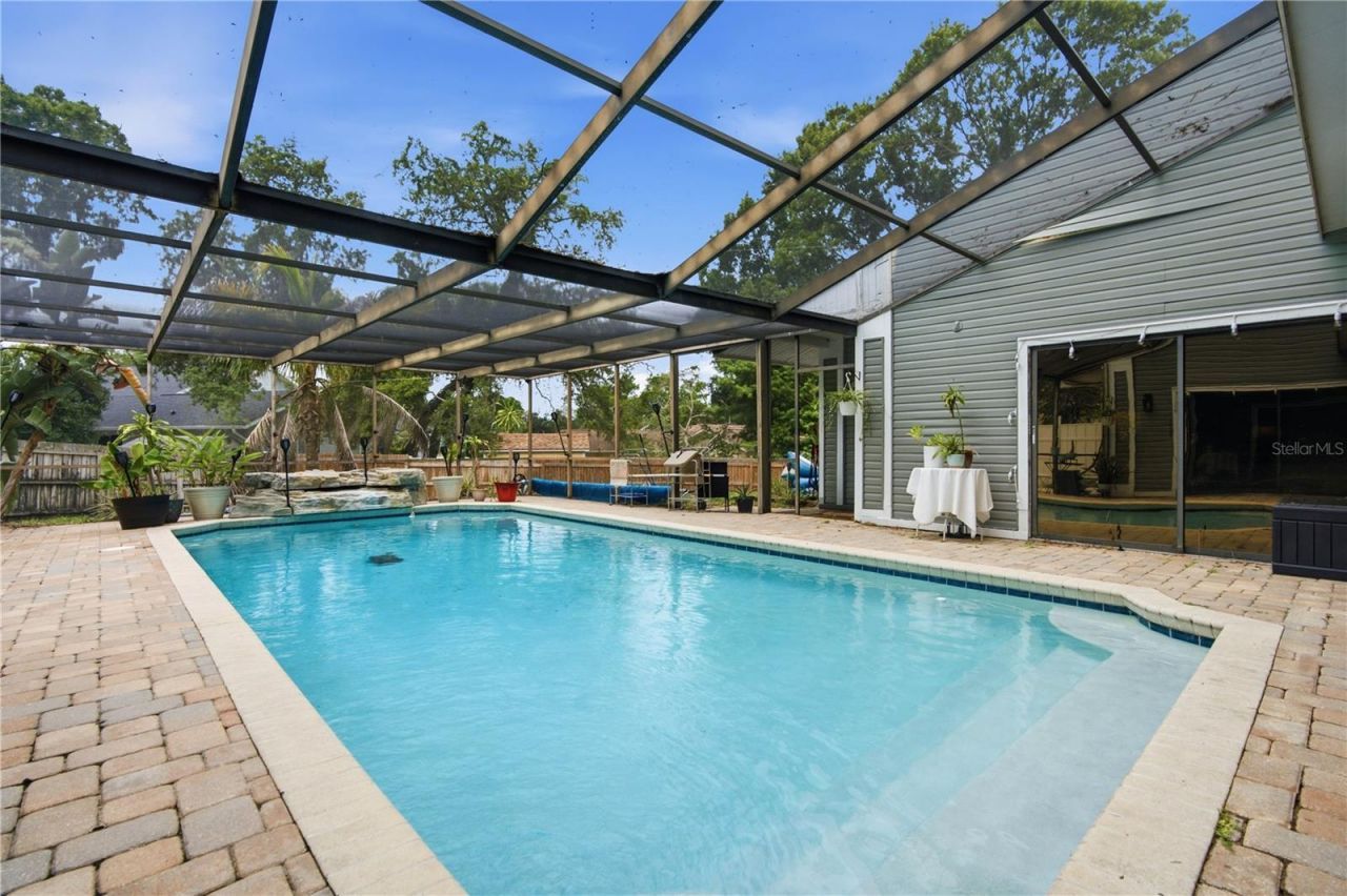 2860 Briarwood Lane, Palm Harbor, FL 34683 Photo
