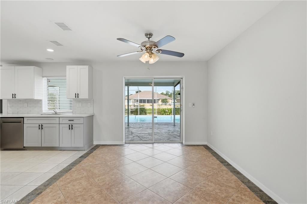 524 SE 8th Pl, Cape Coral, FL 33990 Photo