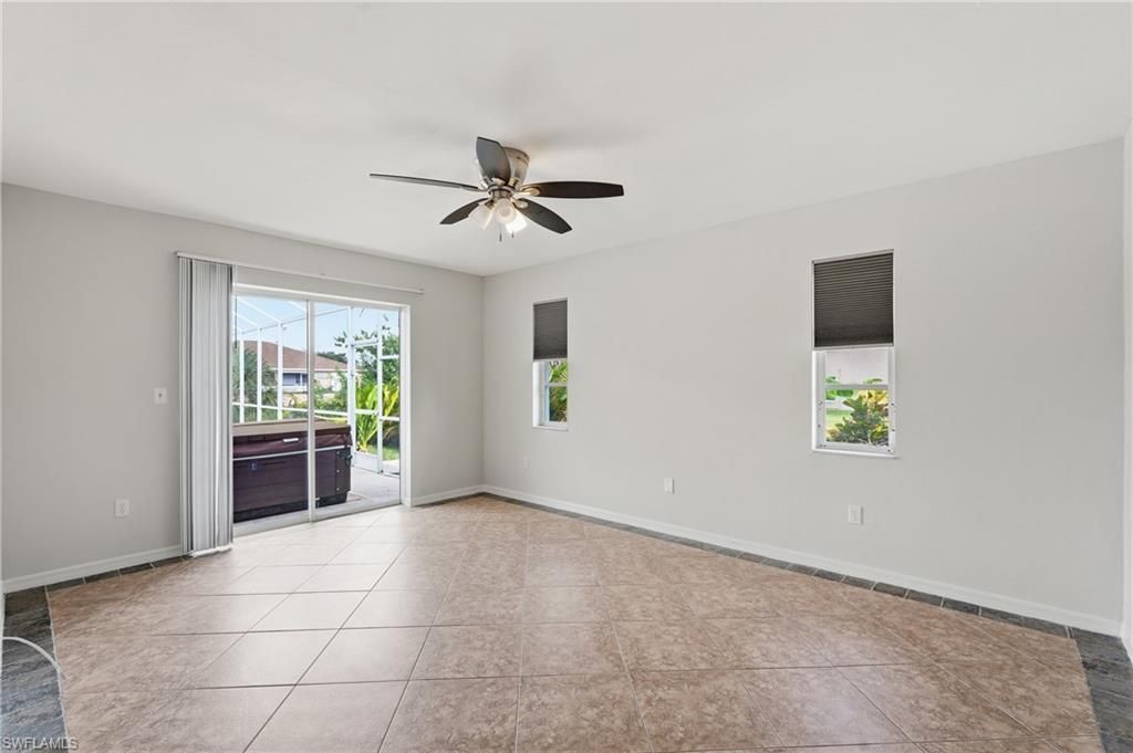 524 SE 8th Pl, Cape Coral, FL 33990 Photo