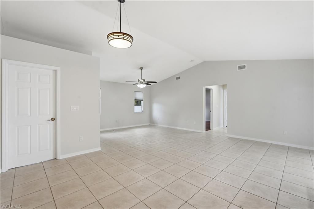 524 SE 8th Pl, Cape Coral, FL 33990 Photo