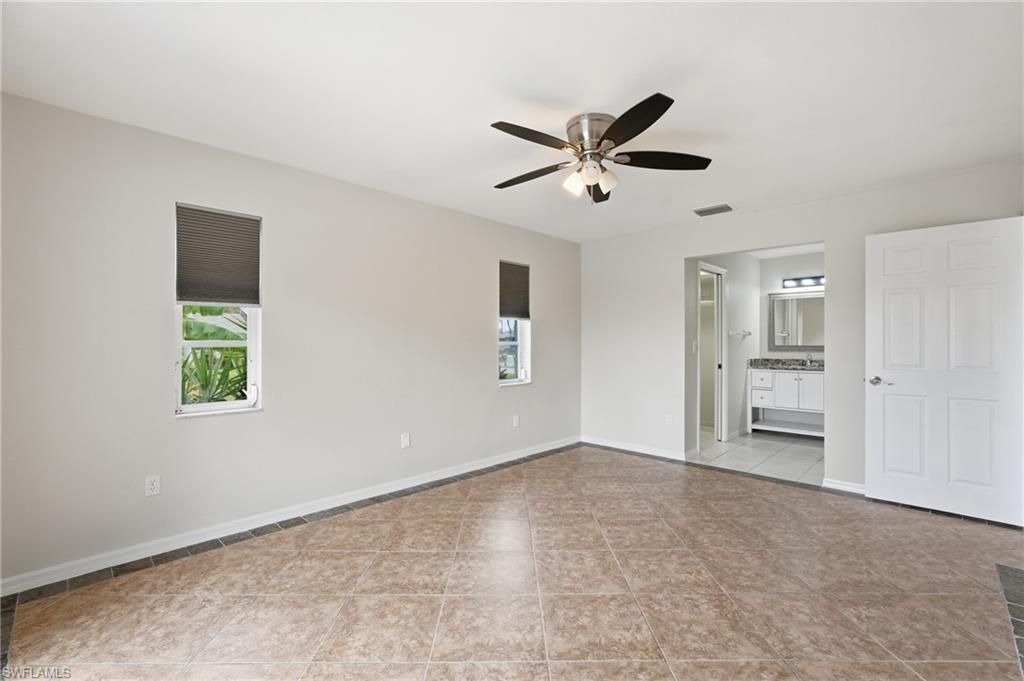 524 SE 8th Pl, Cape Coral, FL 33990 Photo
