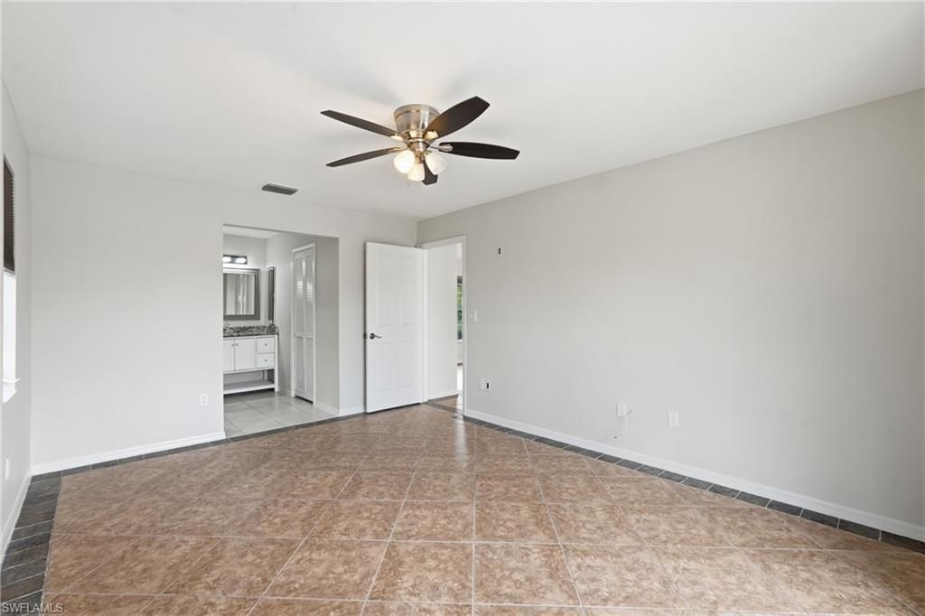524 SE 8th Pl, Cape Coral, FL 33990 Photo