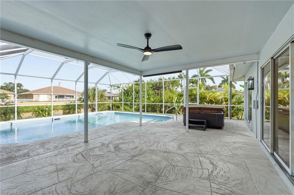 524 SE 8th Pl, Cape Coral, FL 33990 Photo