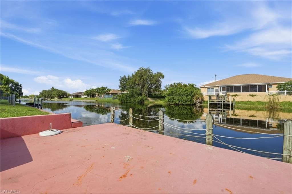 524 SE 8th Pl, Cape Coral, FL 33990 Photo