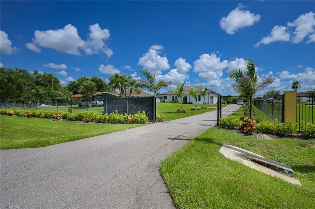 2806 45th Ave Ne, Naples, FL 34120 Photo