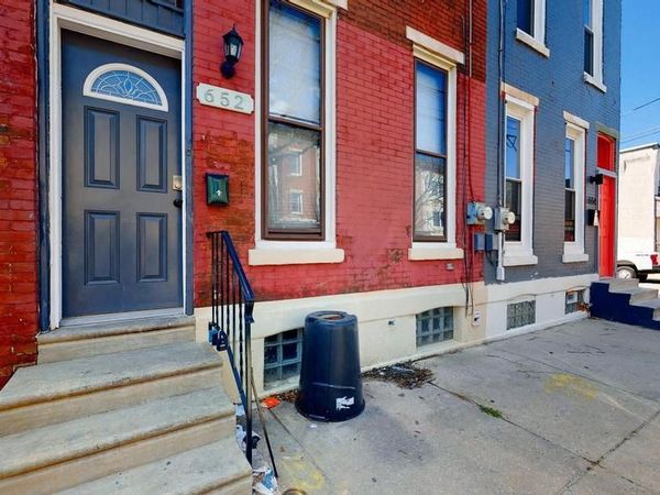 652 N 36TH STREET, PHILADELPHIA, PA 19104