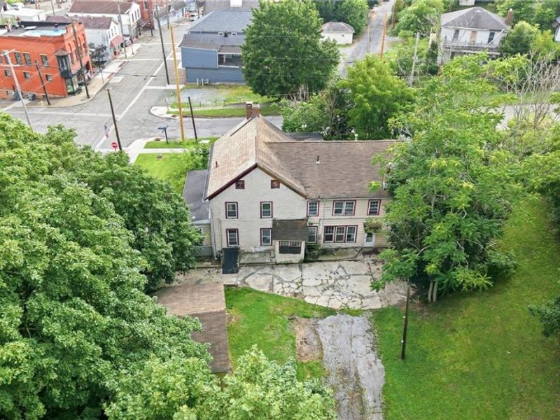 245 Main Street , Leetonia, OH 44431 Photo 5