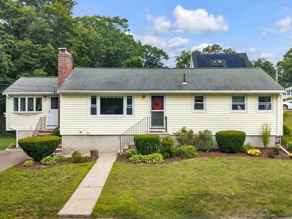 5 Walters Ave, Dedham, MA 02026