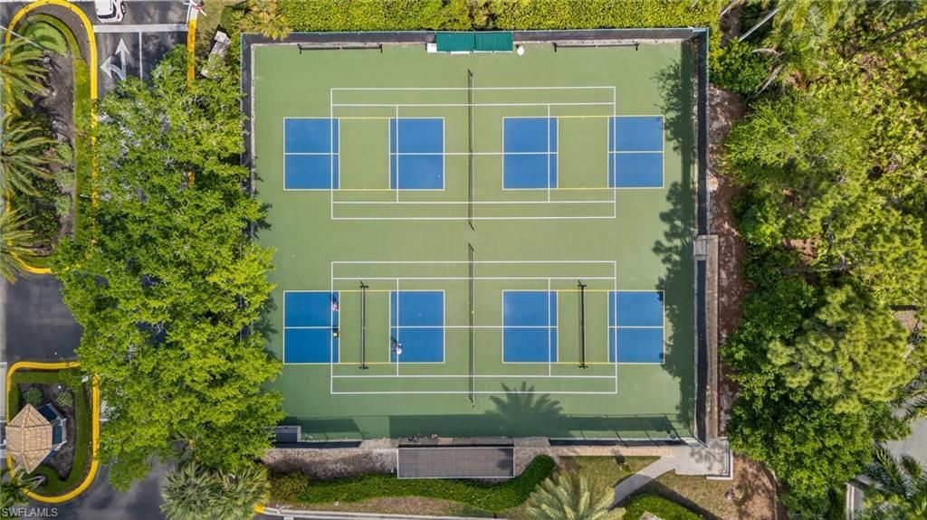 290 Emerald Bay Cir , Unit L7, Naples, FL 34110 Photo