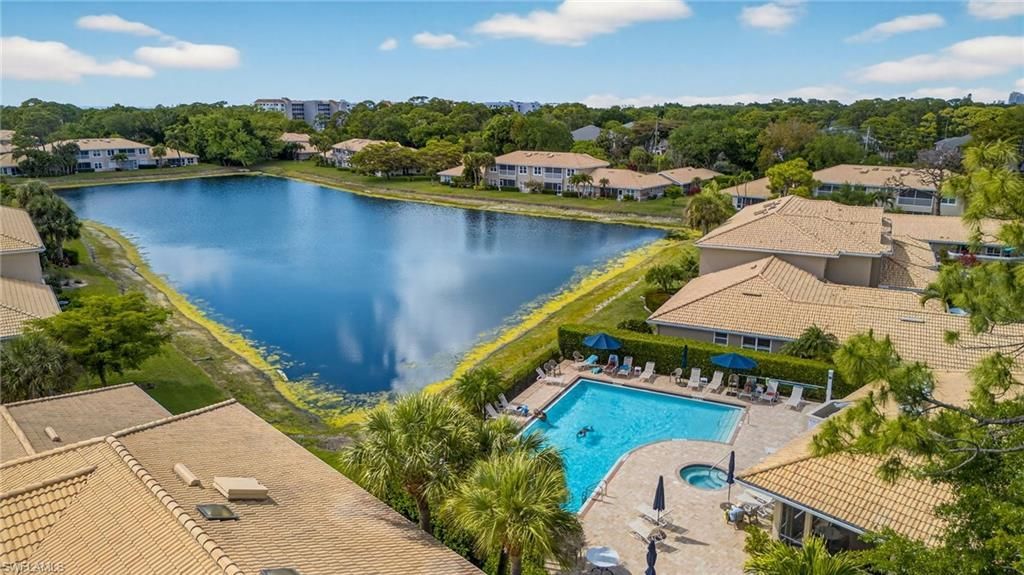 290 Emerald Bay Cir , Unit L7, Naples, FL 34110 Photo