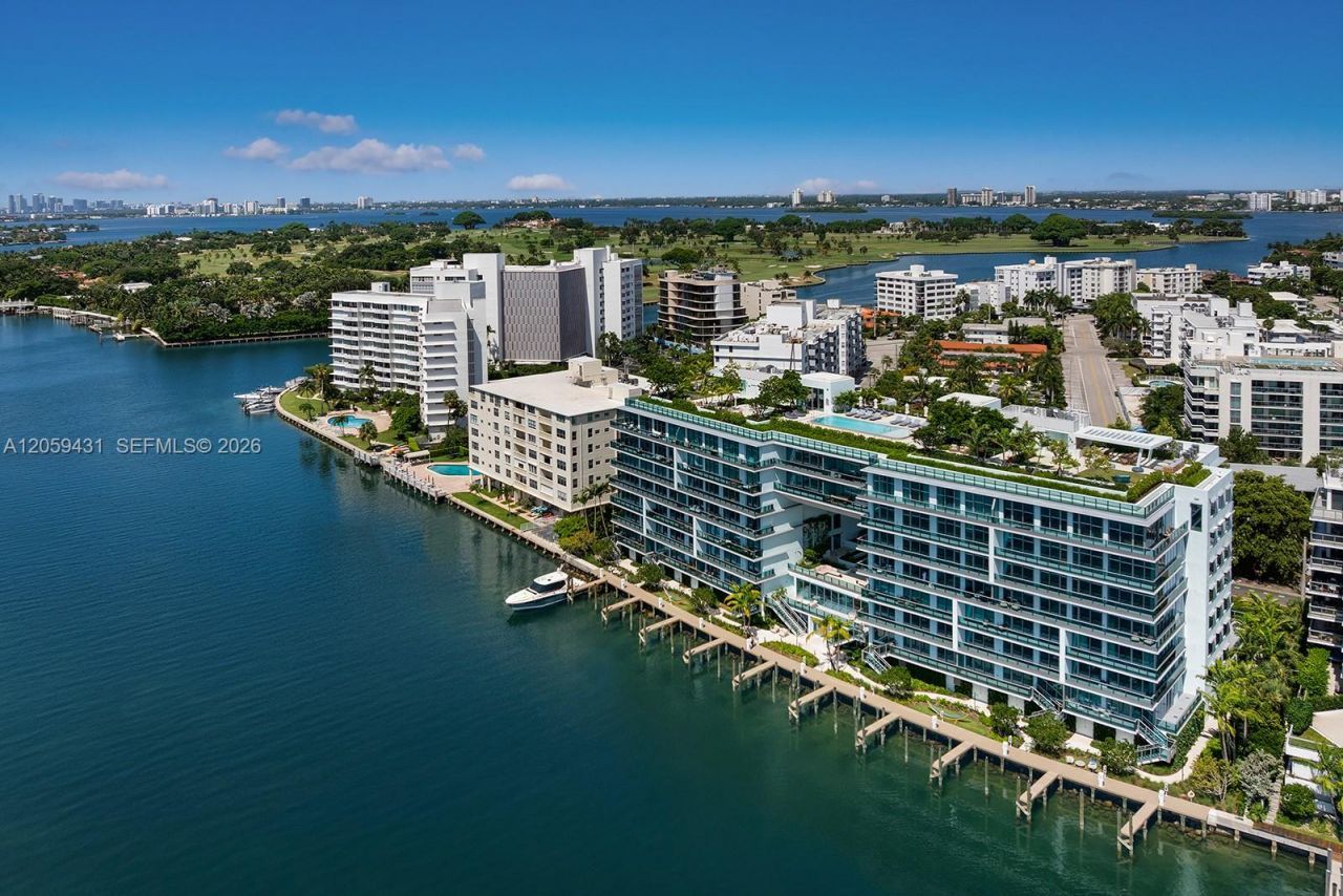 9221 E Bay Harbor Drive, Unit 212, Bay Harbor Islands, FL 33154 Photo