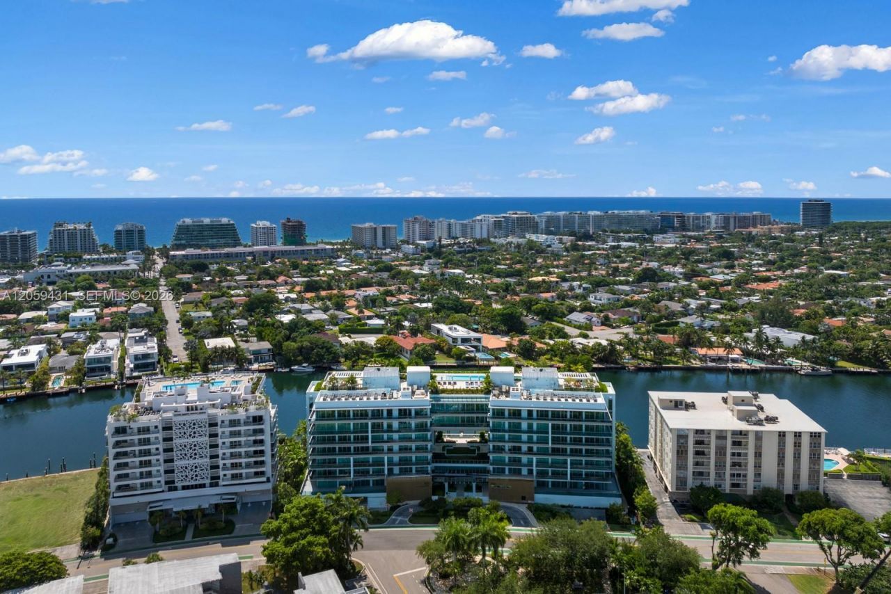 9221 E Bay Harbor Drive, Unit 212, Bay Harbor Islands, FL 33154 Photo