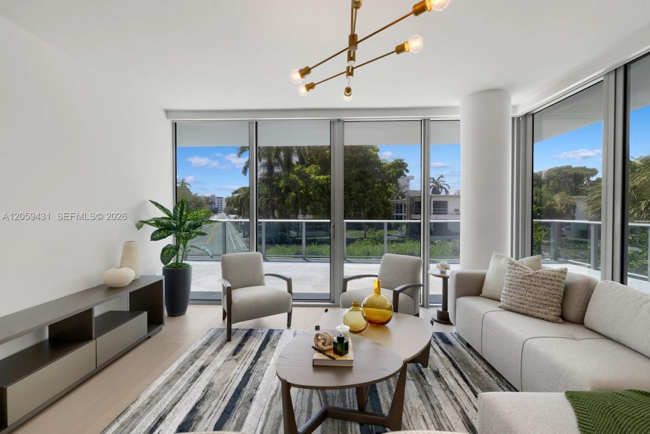 9221 E Bay Harbor Drive, Unit 212, Bay Harbor Islands, FL 33154 Photo