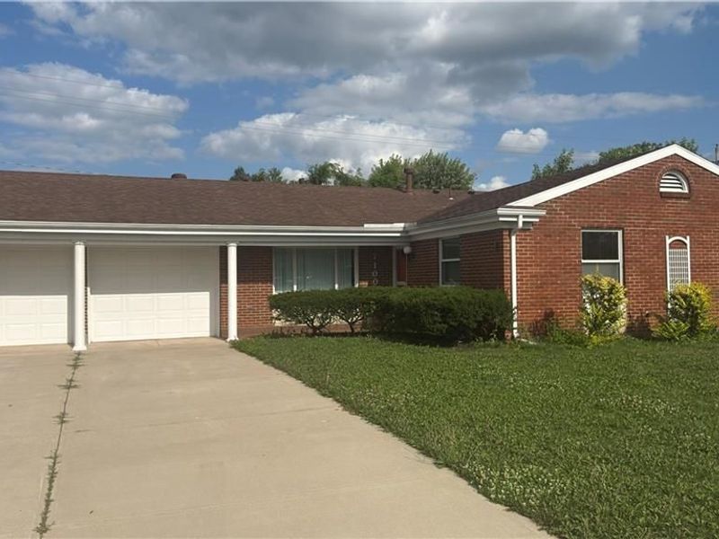 7100 Old Troy Pike, Huber Heights, OH 45424 Photo 2