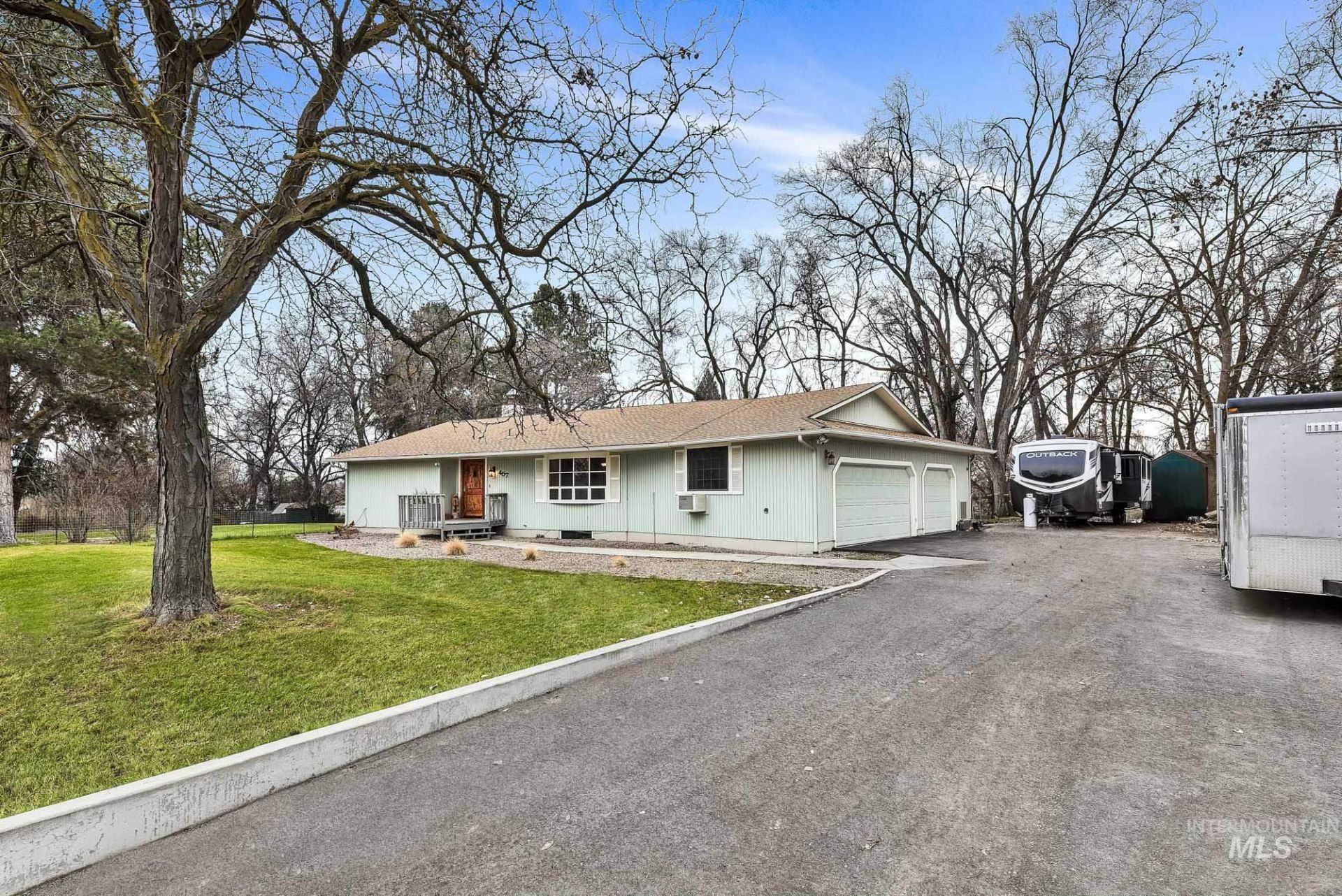 457 E Beacon Light Rd, Eagle, ID 83616 Main Photo