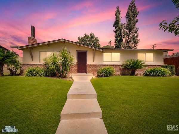 2707 Wenatchee Avenue, Bakersfield, CA 93306