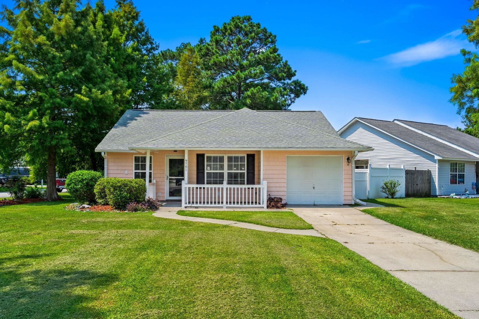 9701 Ashley Ln. Photo 1