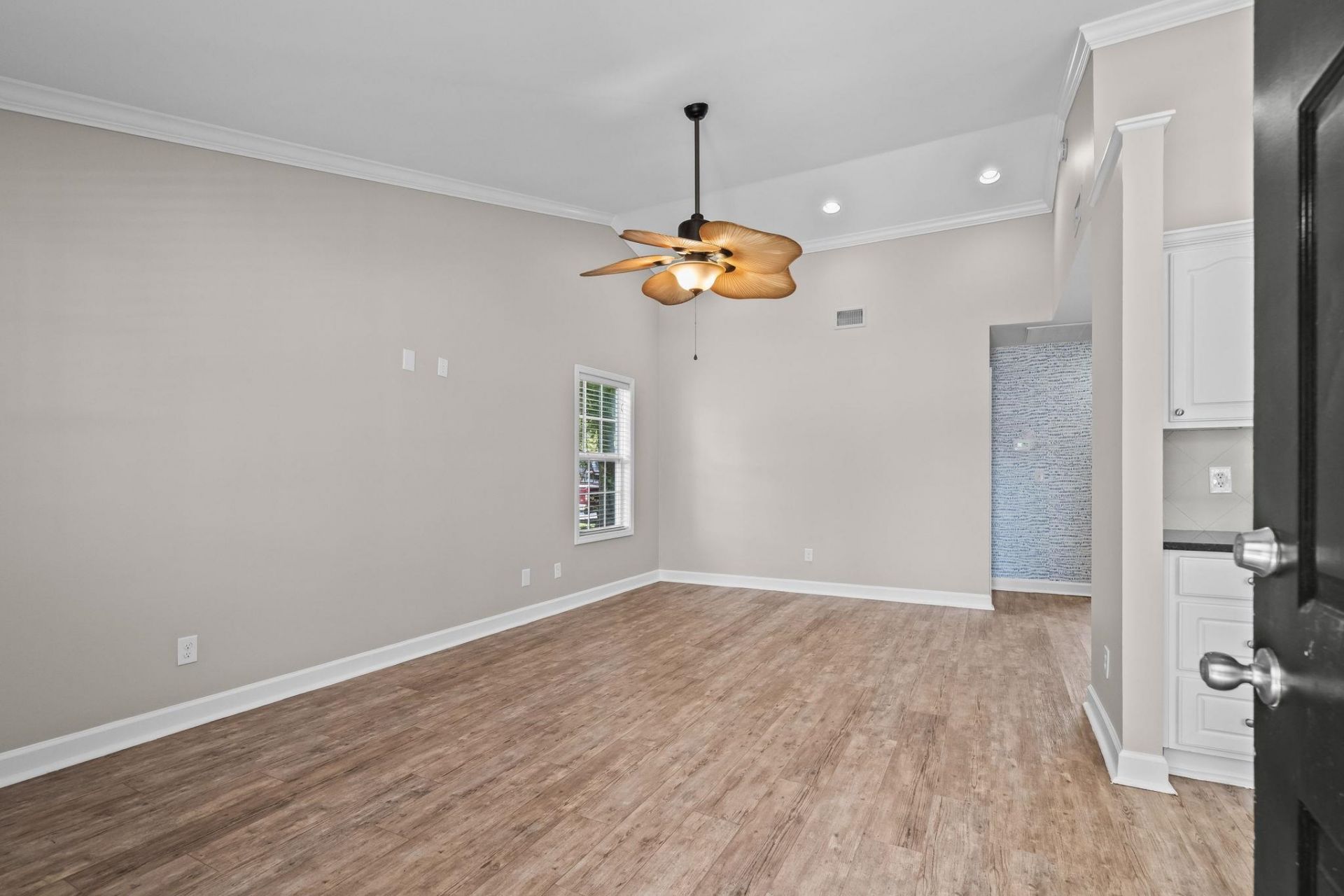 9701 Ashley Ln.  Photo 5