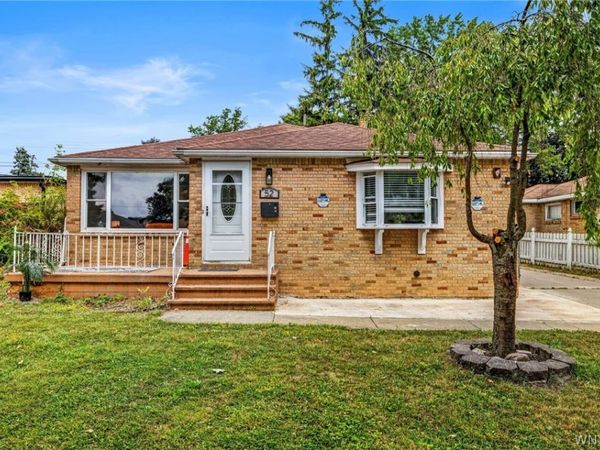 52 Victoria Boulevard , Buffalo, NY 14225