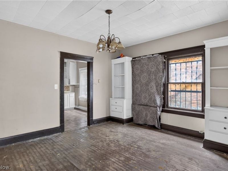 12000 Kinsman Road , Cleveland, OH 44120 Photo 11