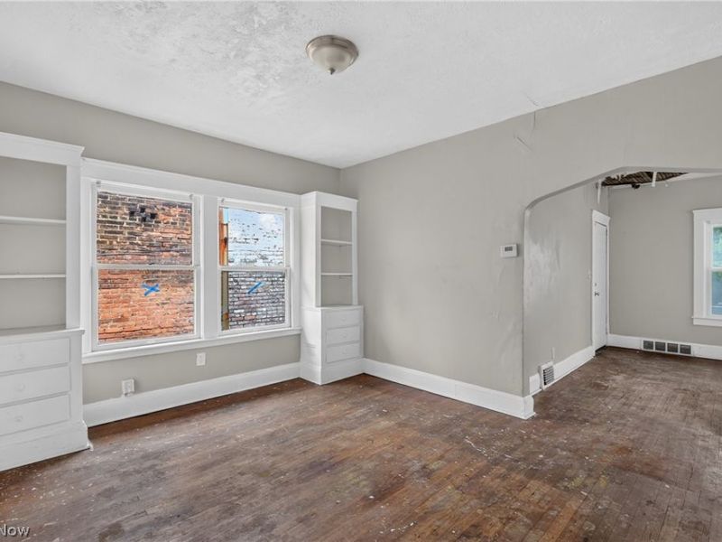 12000 Kinsman Road , Cleveland, OH 44120 Photo 23