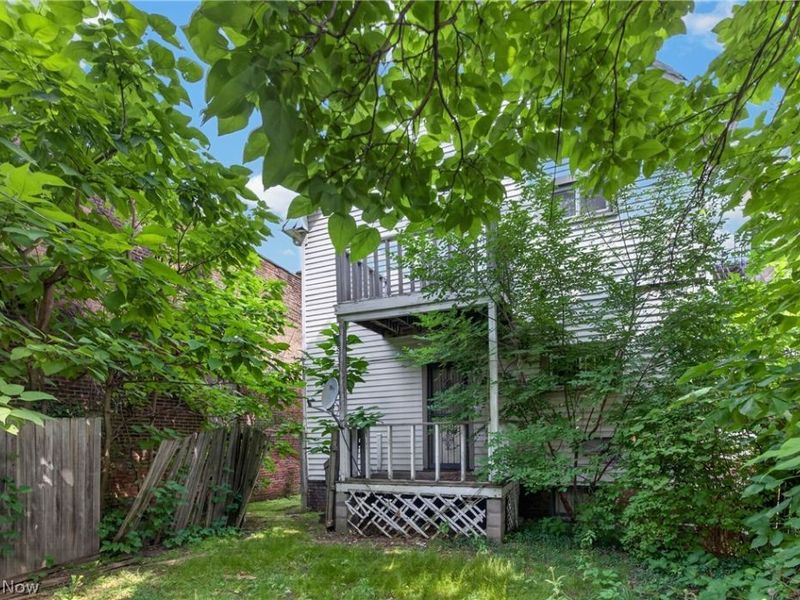 12000 Kinsman Road , Cleveland, OH 44120 Photo 5
