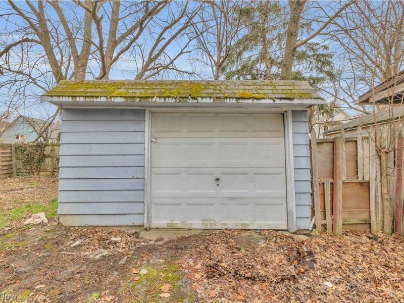 3305 Roanoke Avenue , Cleveland, OH 44109 Photo 22