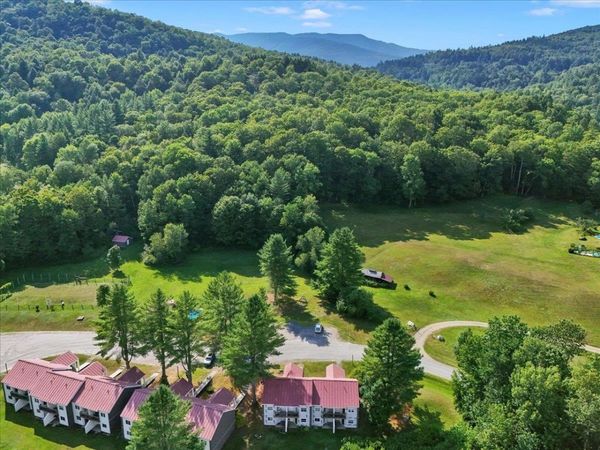 65 Huckleberry Lane, Unit 15, Warren, VT 05674