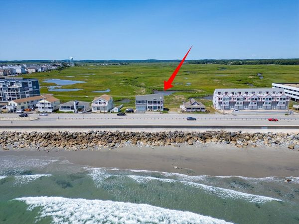 553 Ocean Boulevard, Hampton, NH 03842