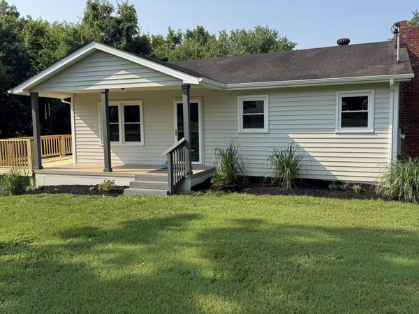9504 Johnson Rd, Strawberry Plains, TN 37871