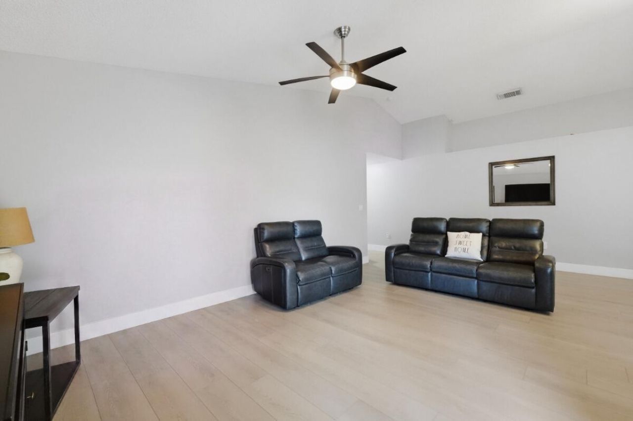 12564 NW 10th Place, Sunrise, FL 33323 Photo