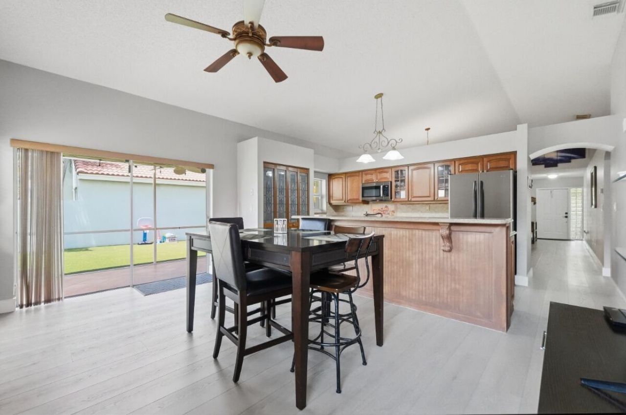 12564 NW 10th Place, Sunrise, FL 33323 Photo