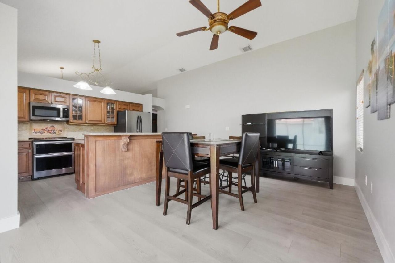 12564 NW 10th Place, Sunrise, FL 33323 Photo