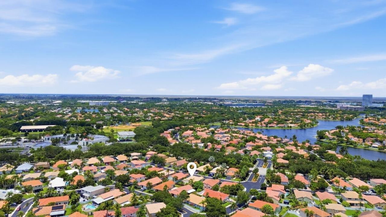 12564 NW 10th Place, Sunrise, FL 33323 Photo