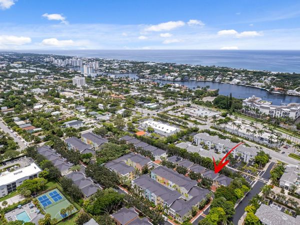 1057 E HERITAGE CLUB Circle, Delray Beach, FL 33483