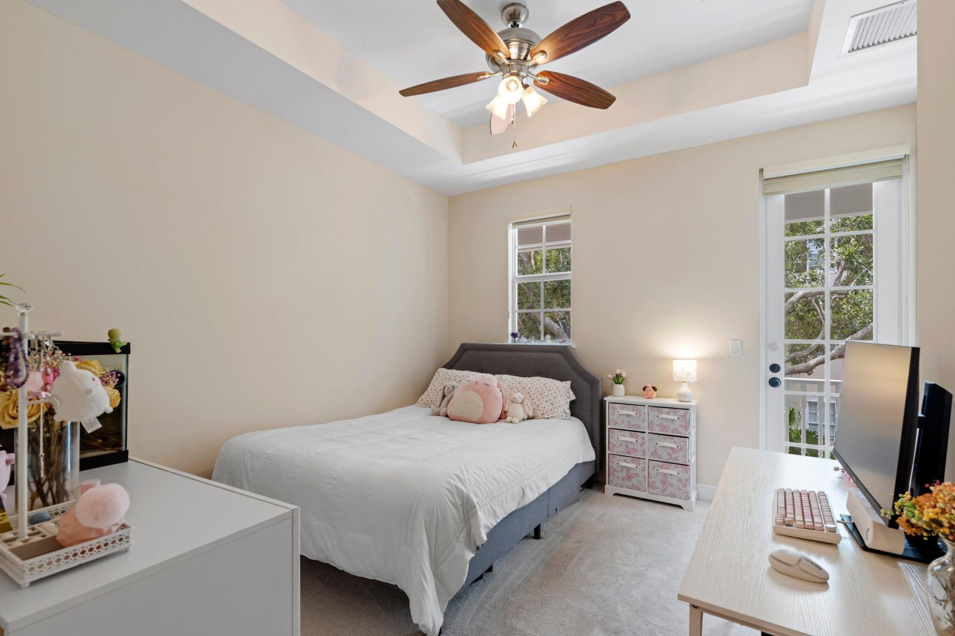 1057 E Heritage Club Circle, Delray Beach, FL 33483 Photo