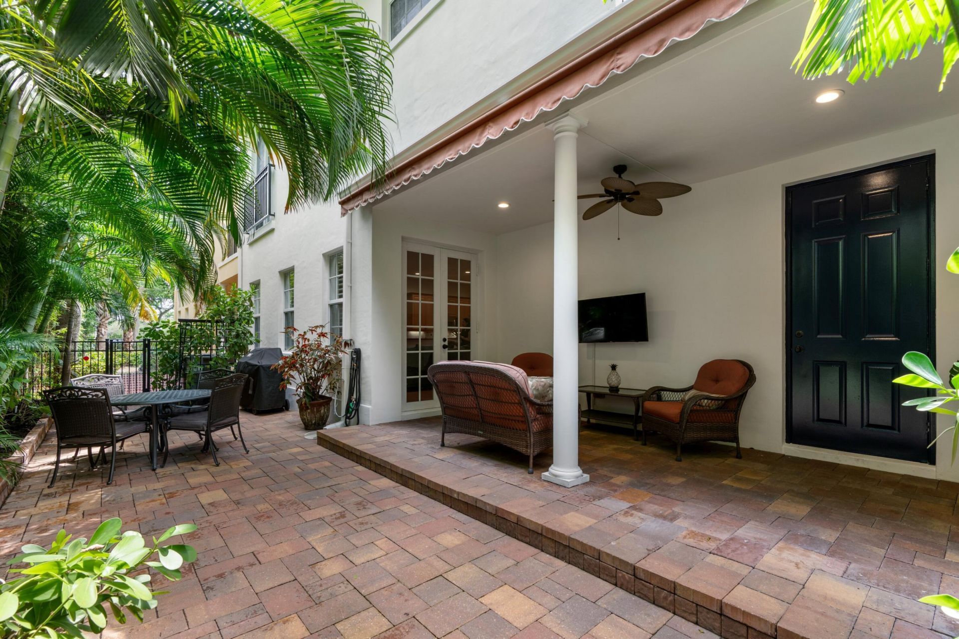 1057 E Heritage Club Circle, Delray Beach, FL 33483 Photo