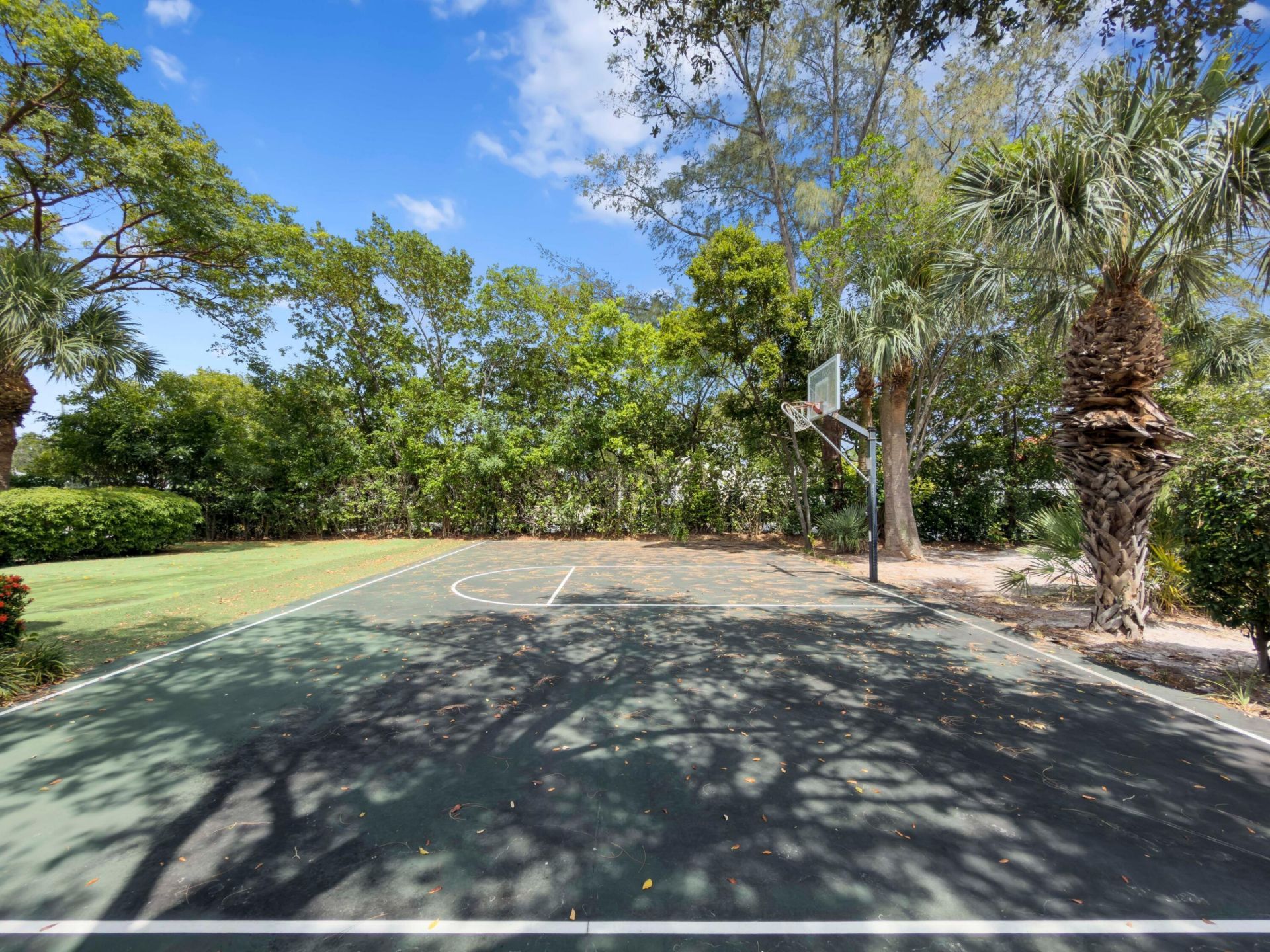 1057 E Heritage Club Circle, Delray Beach, FL 33483 Photo