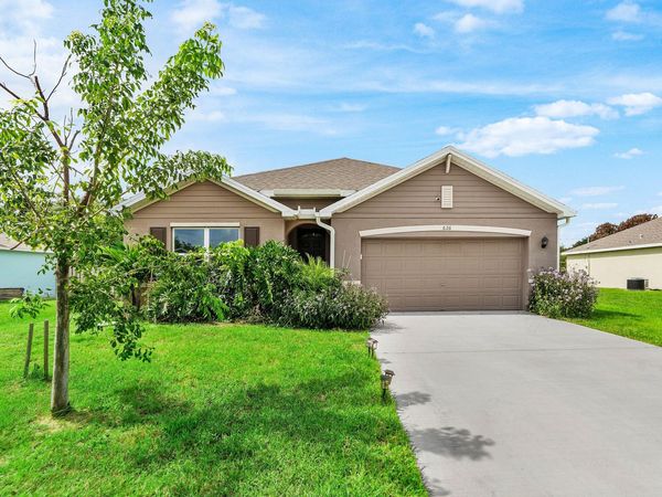 626 SW ESTER Avenue, Port St. Lucie, FL 34983