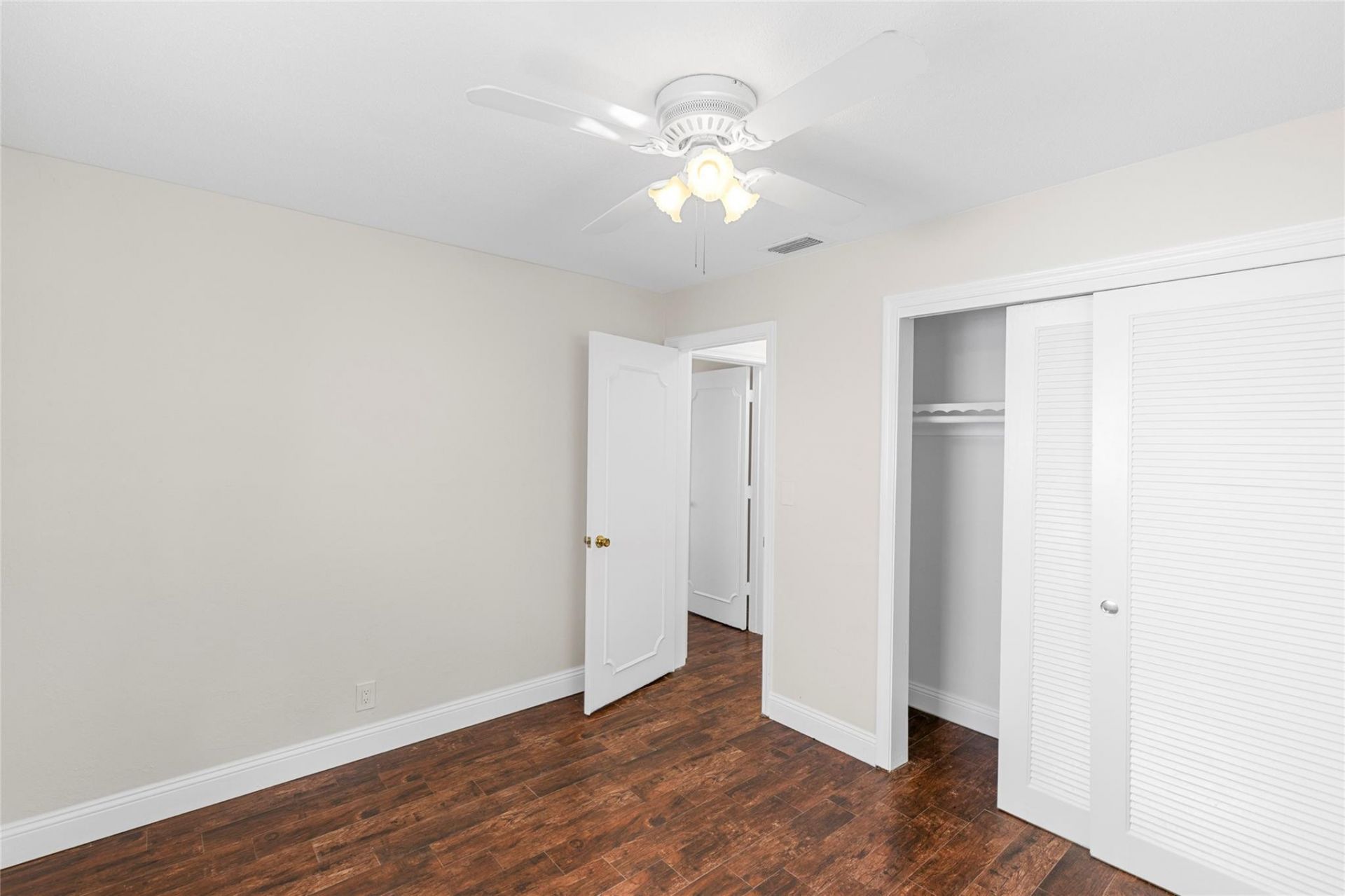 5710 NW 68th Terrace, Tamarac, FL 33321 Photo