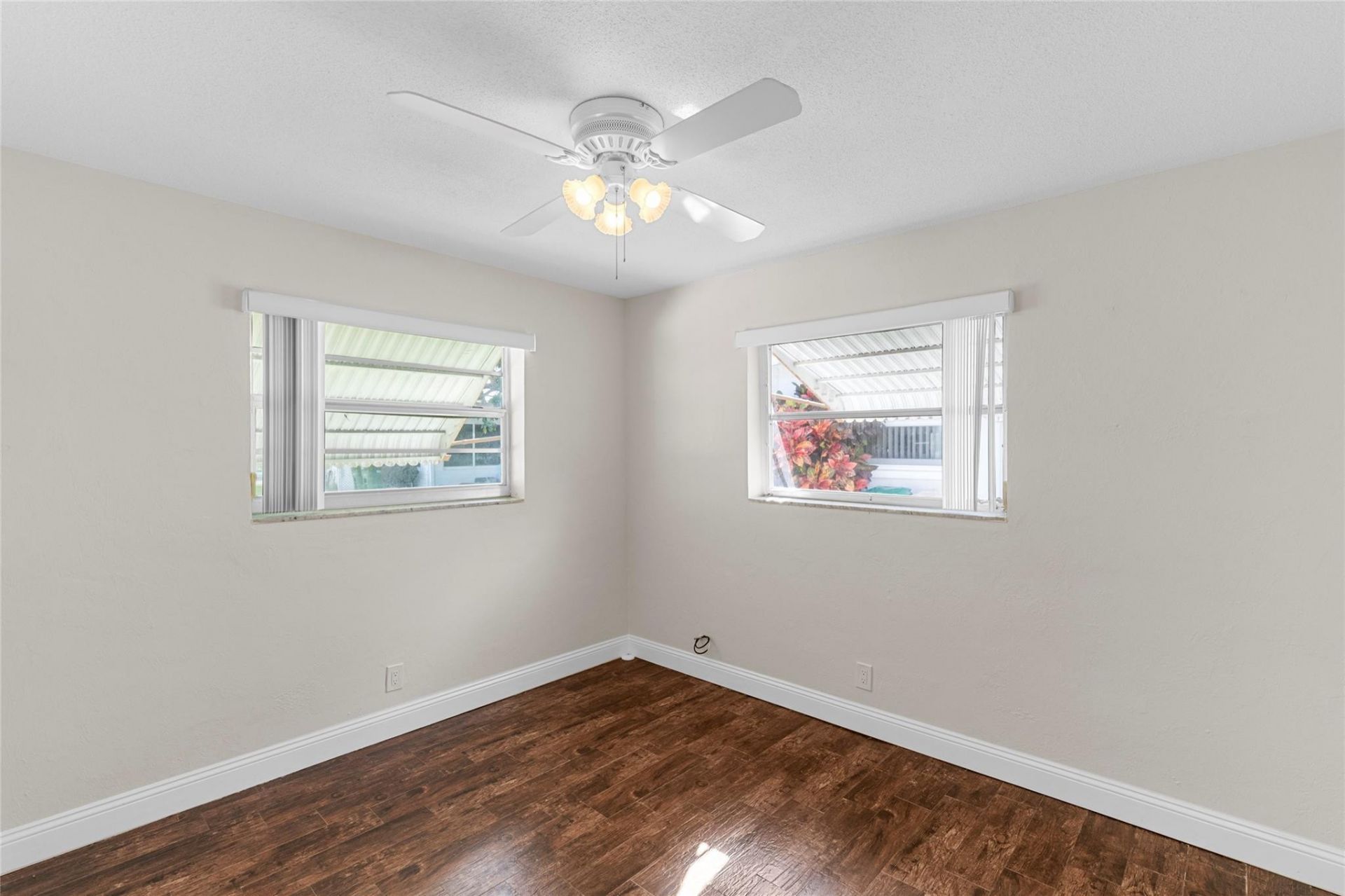 5710 NW 68th Terrace, Tamarac, FL 33321 Photo
