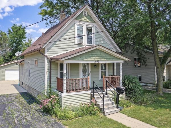 1036 W 5TH AVENUE, Oshkosh, WI 54902