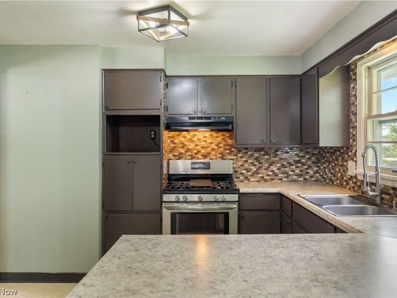 1450 Lambert Street, Alliance, OH 44601 Photo 10