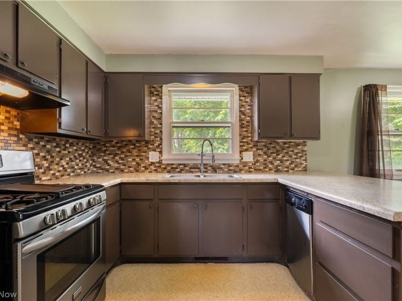 1450 Lambert Street, Alliance, OH 44601 Photo 8