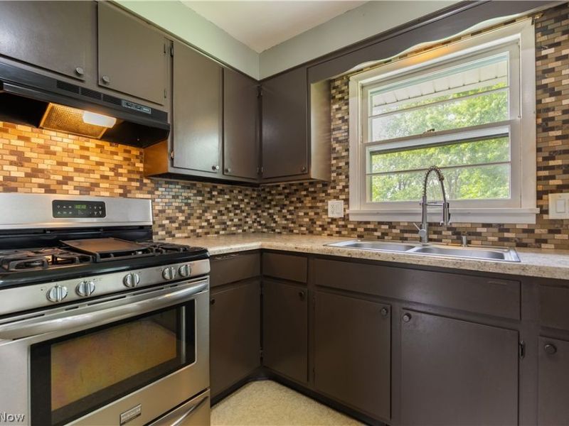 1450 Lambert Street, Alliance, OH 44601 Photo 9