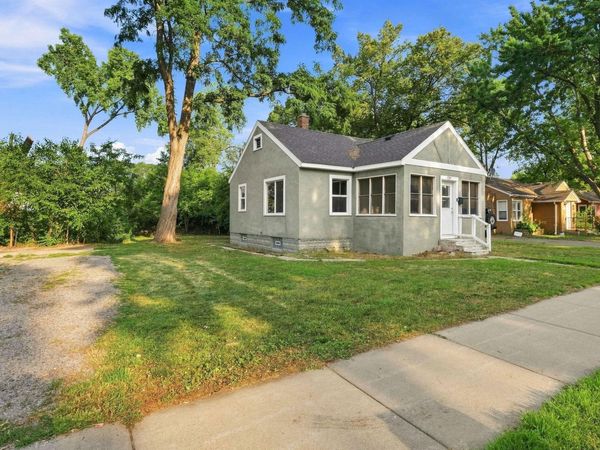 4209 Zane Avenue N, Robbinsdale, MN 55422