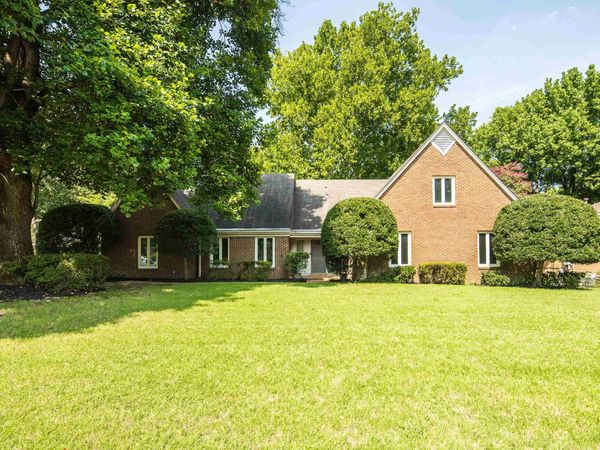 2209 THORNWOOD LN, Memphis, TN 38119
